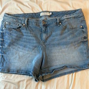 Torrid denim shorts